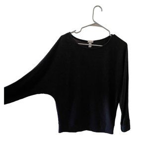 Black attached sleeve shirt
